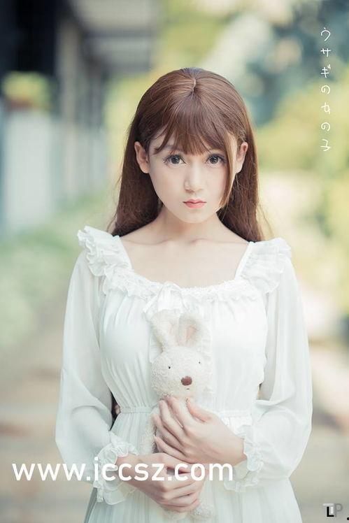 反差婊吃瓜黑料网石榴